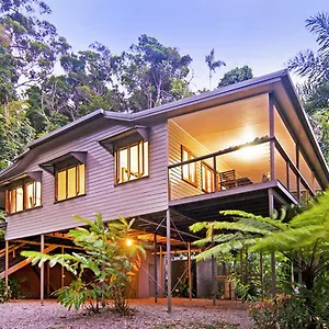  Holiday home Daintree Magic House